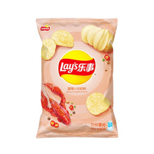 Lay’s Spicy Crayfish Flavor Potato Chips (70 g / ~2.47 oz)